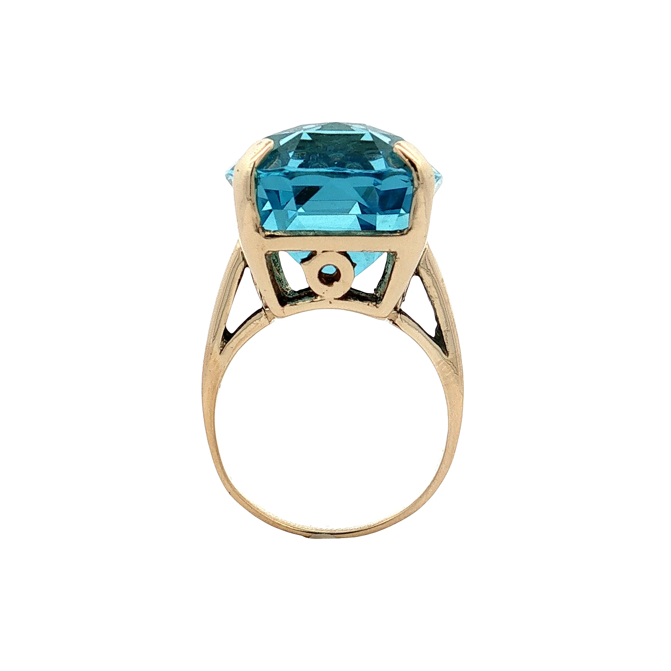 30.89 Oval Aquamarine Cocktail Ring 14k Yellow Gold - Image 4