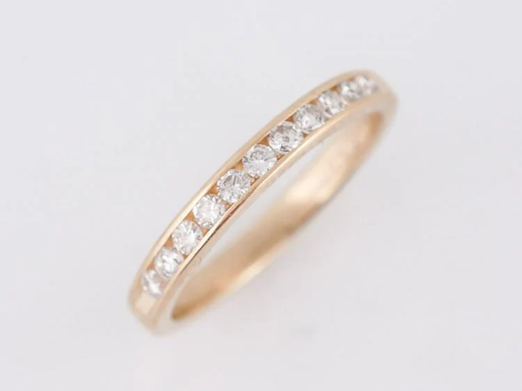 .33 Round Diamond Wedding Band in 14k Yellow Gold - Image 4
