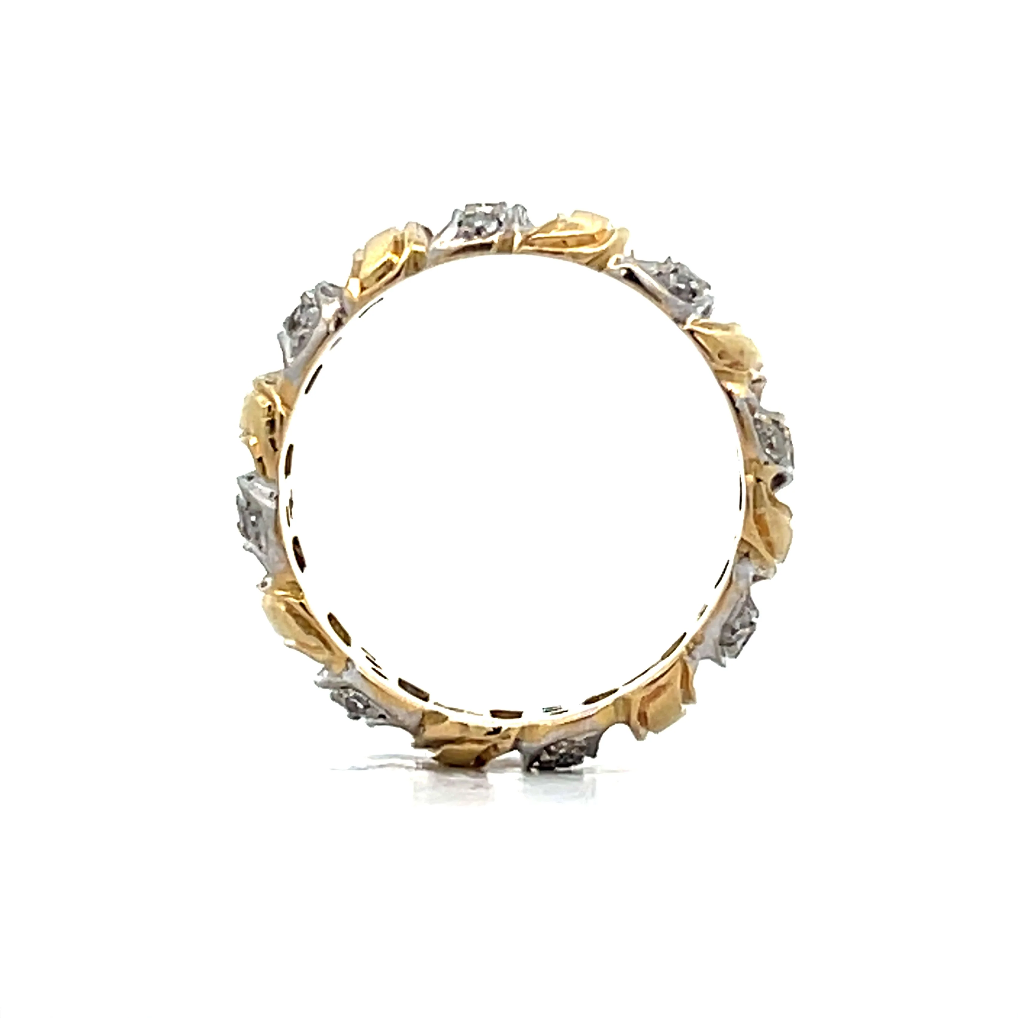.36 Vintage Retro Diamond Stacking Ring in 14k - Image 4