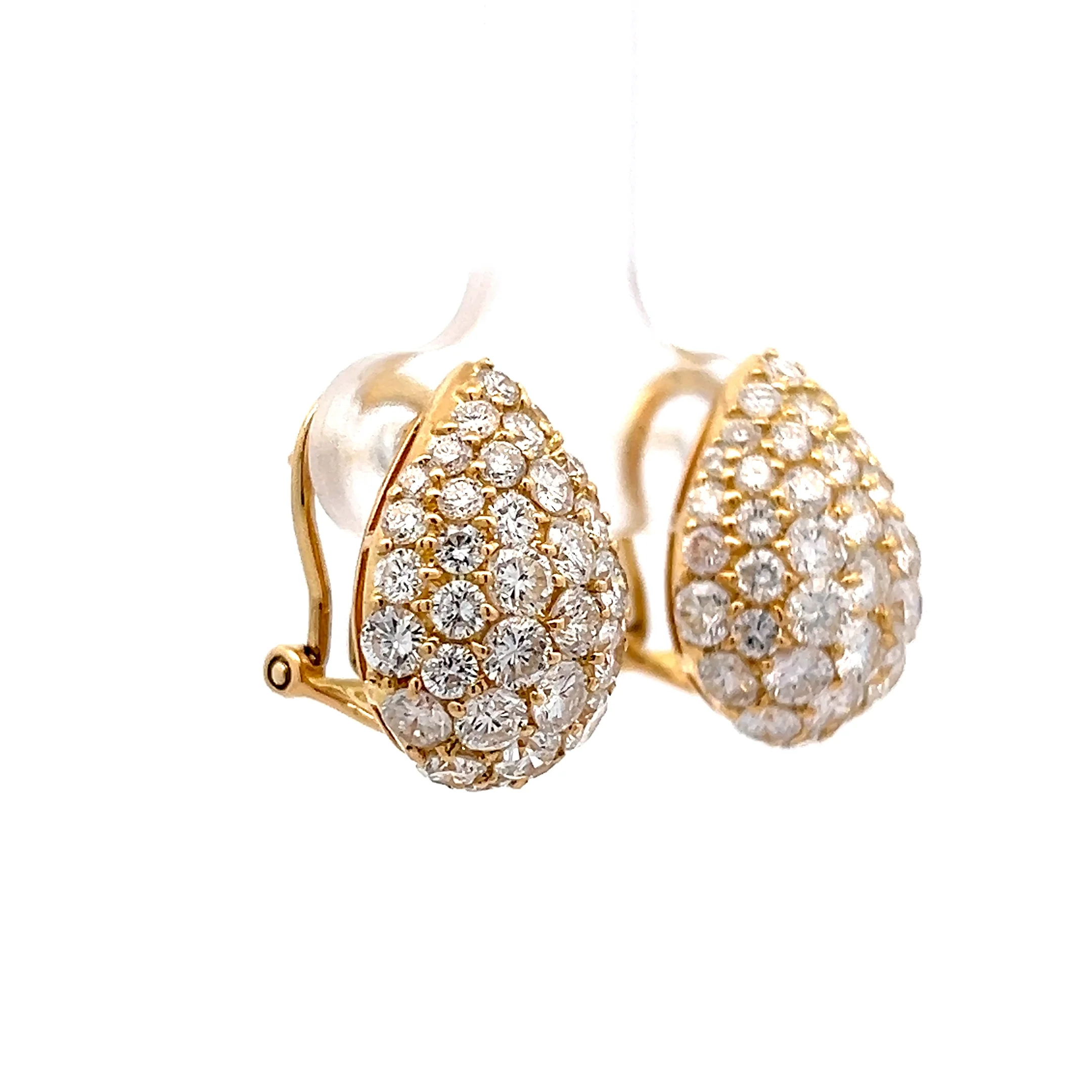4.60 Round Brilliant Diamond Stud Earrings in 18k - Image 3