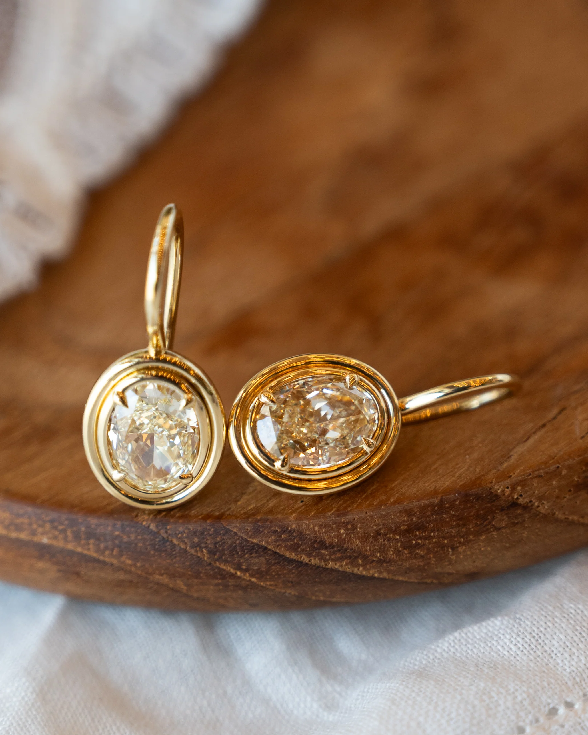 4.92 GIA Oval Diamond Drop Earrings 18k Yellow Gold - Image 6
