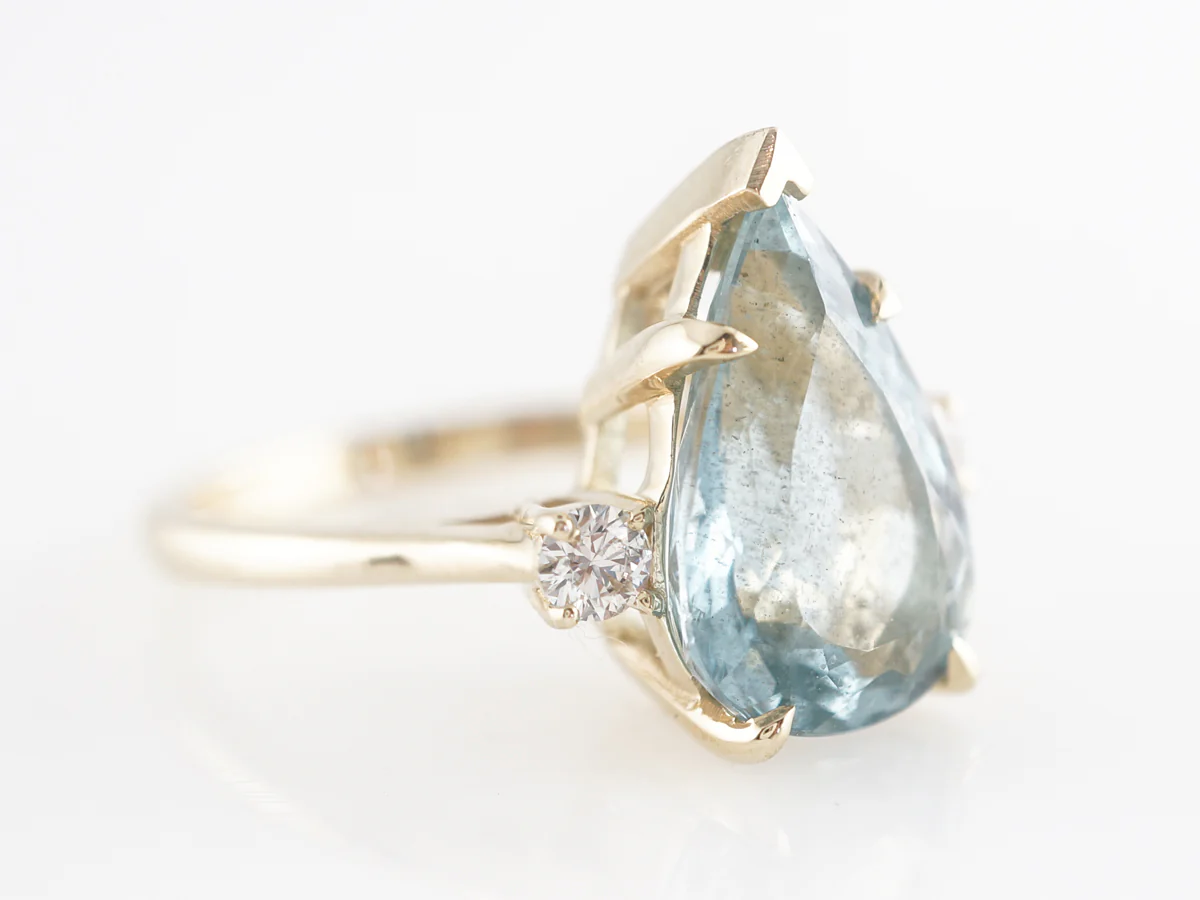 4 Carat Pear Cut Aquamarine Ring w/ Diamonds in 14k - Image 3
