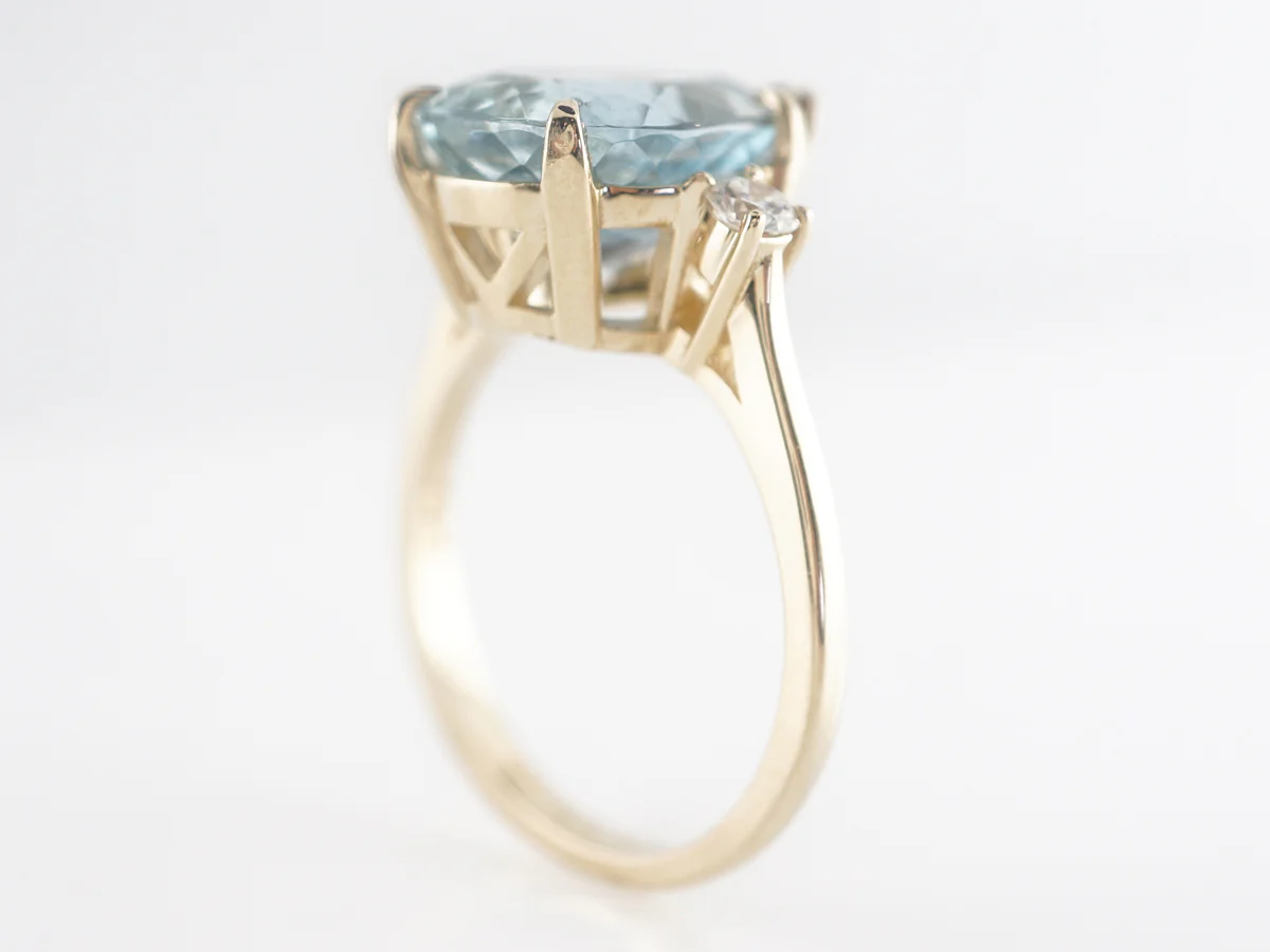 4 Carat Pear Cut Aquamarine Ring w/ Diamonds in 14k - Image 5
