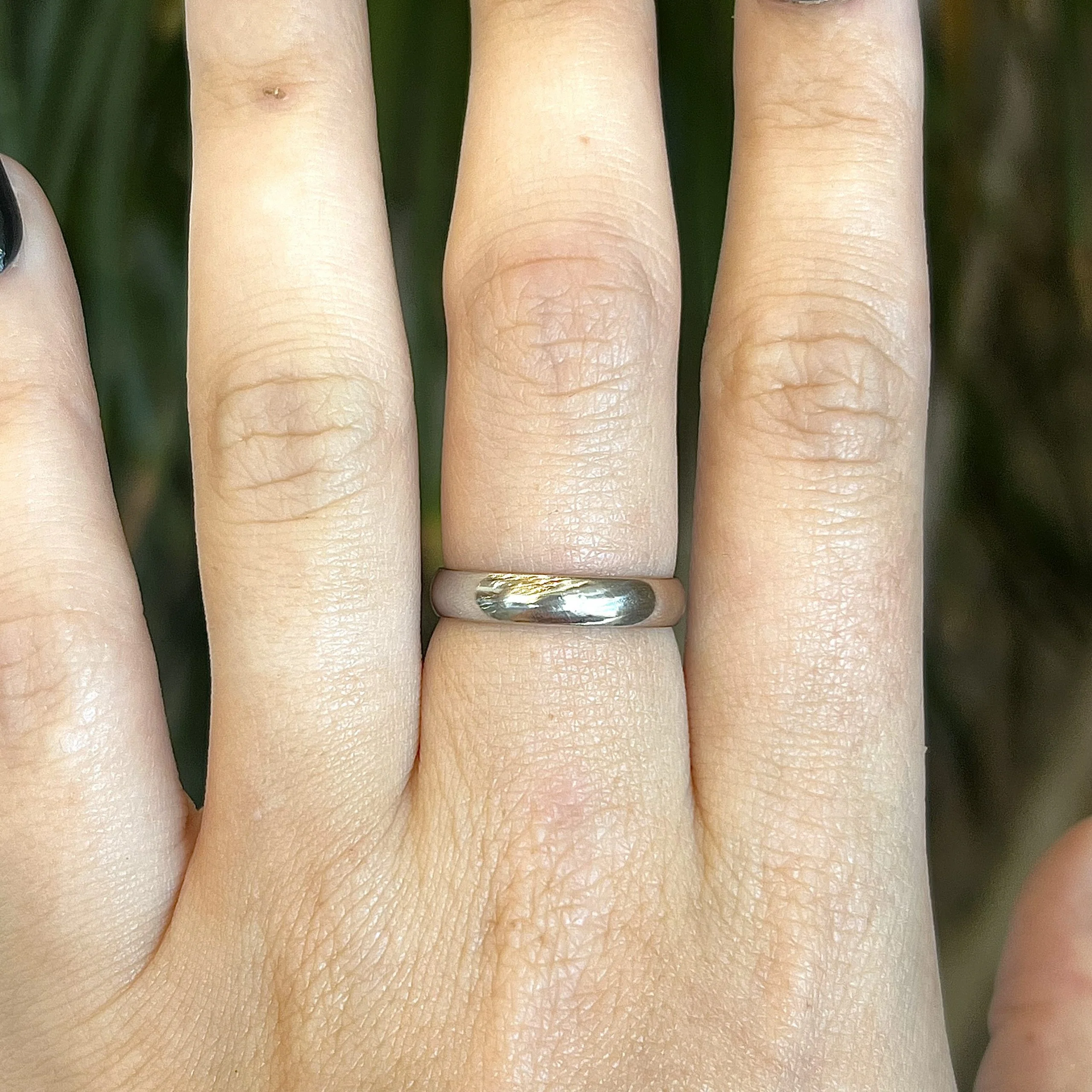 4mm Half Round Wedding Band in Platinum - Image 6