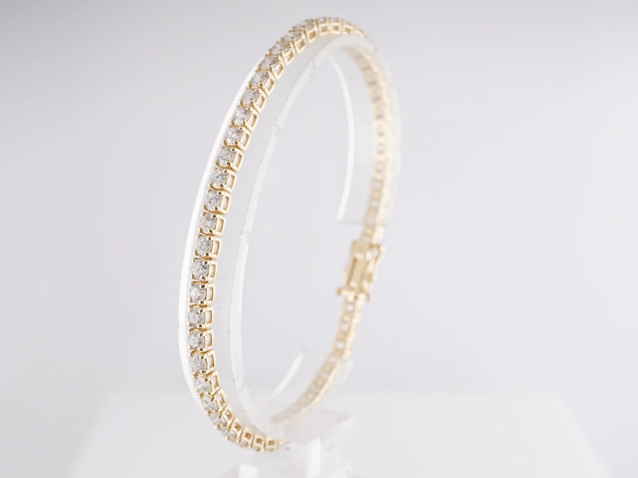 5.30 Diamond Tennis Bracelet in 14k Yellow Gold - Image 3