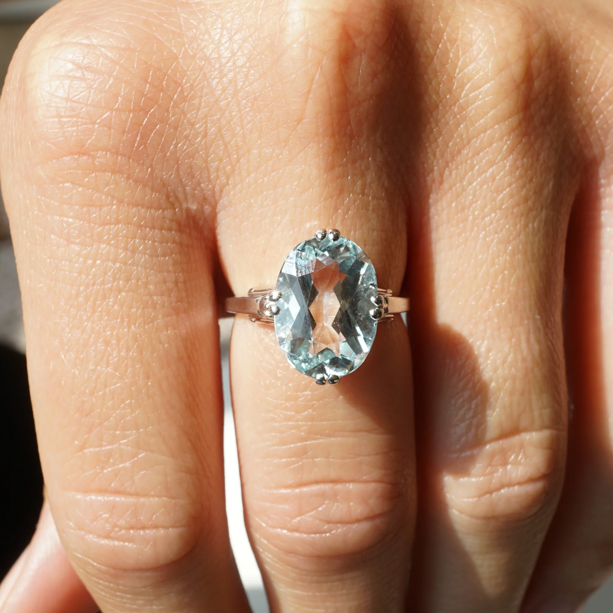 5 Carat Mid-Century Oval Cut Aquamarine Ring in 14k White Gold - Image 5