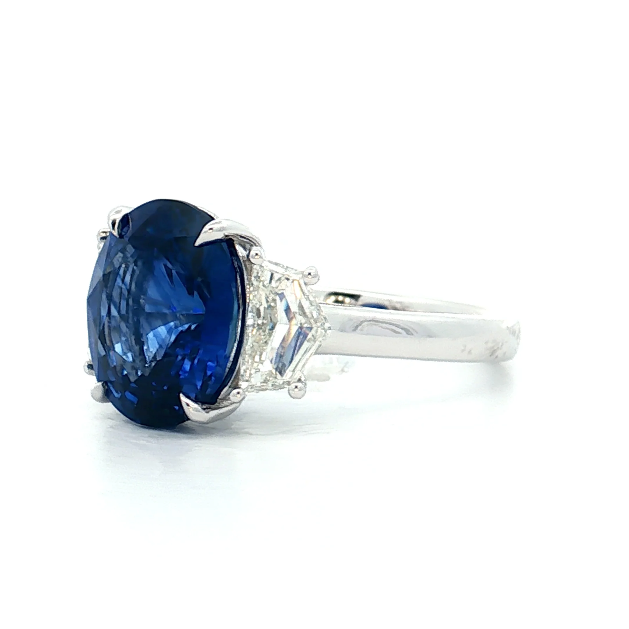 5 Carat Oval Sapphire Engagement Ring in 10k - Image 2