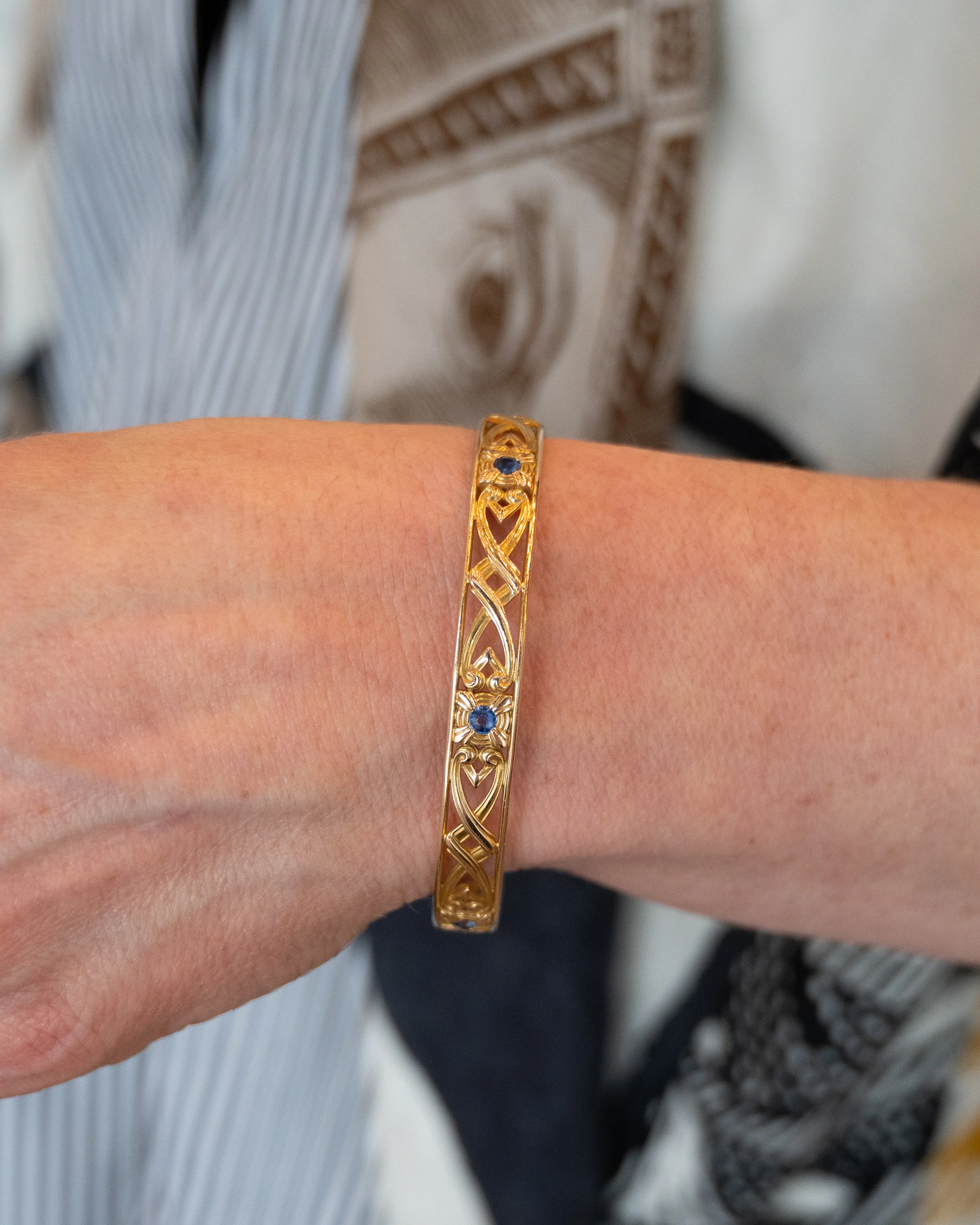 .51 Antique Art Nouveau Sapphire Bangle Bracelet in 14k - Image 5