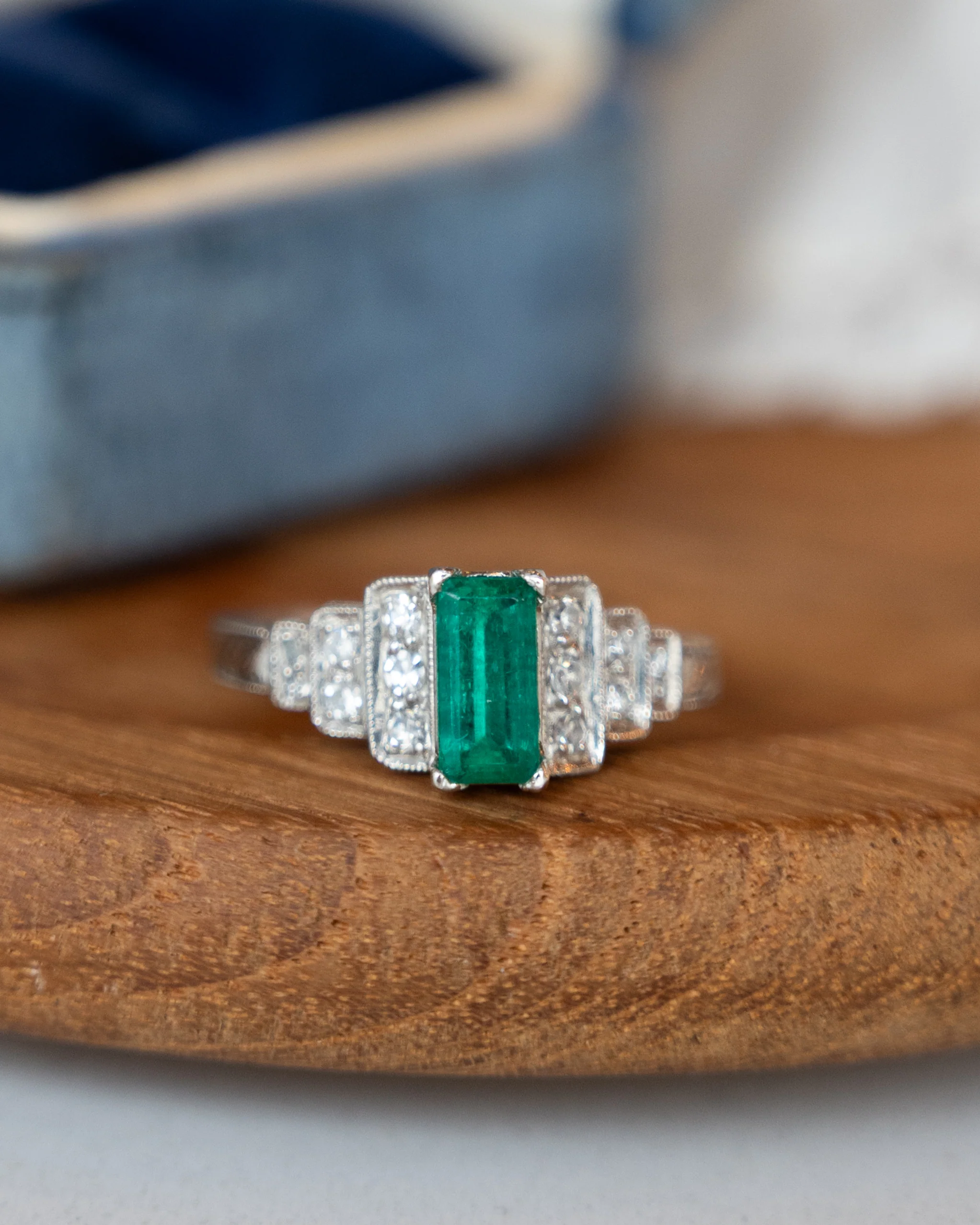 .52 Vintage Art Deco Emerald Engagement Ring Platinum - Image 6