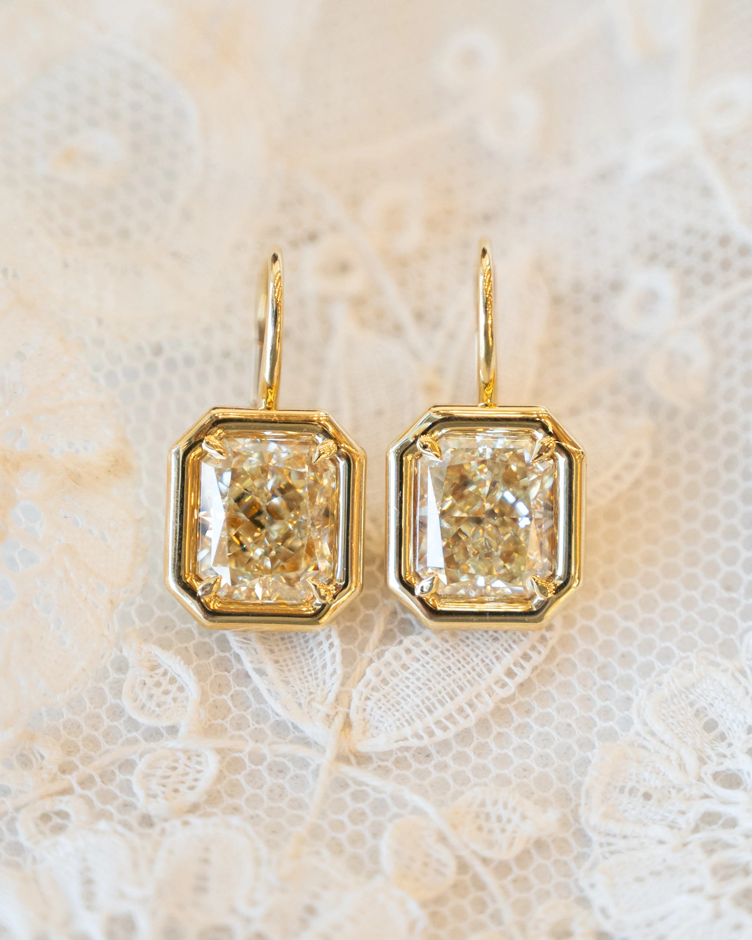 6.72 Radiant Cut Diamond Drop Earrings in 18k - Image 4