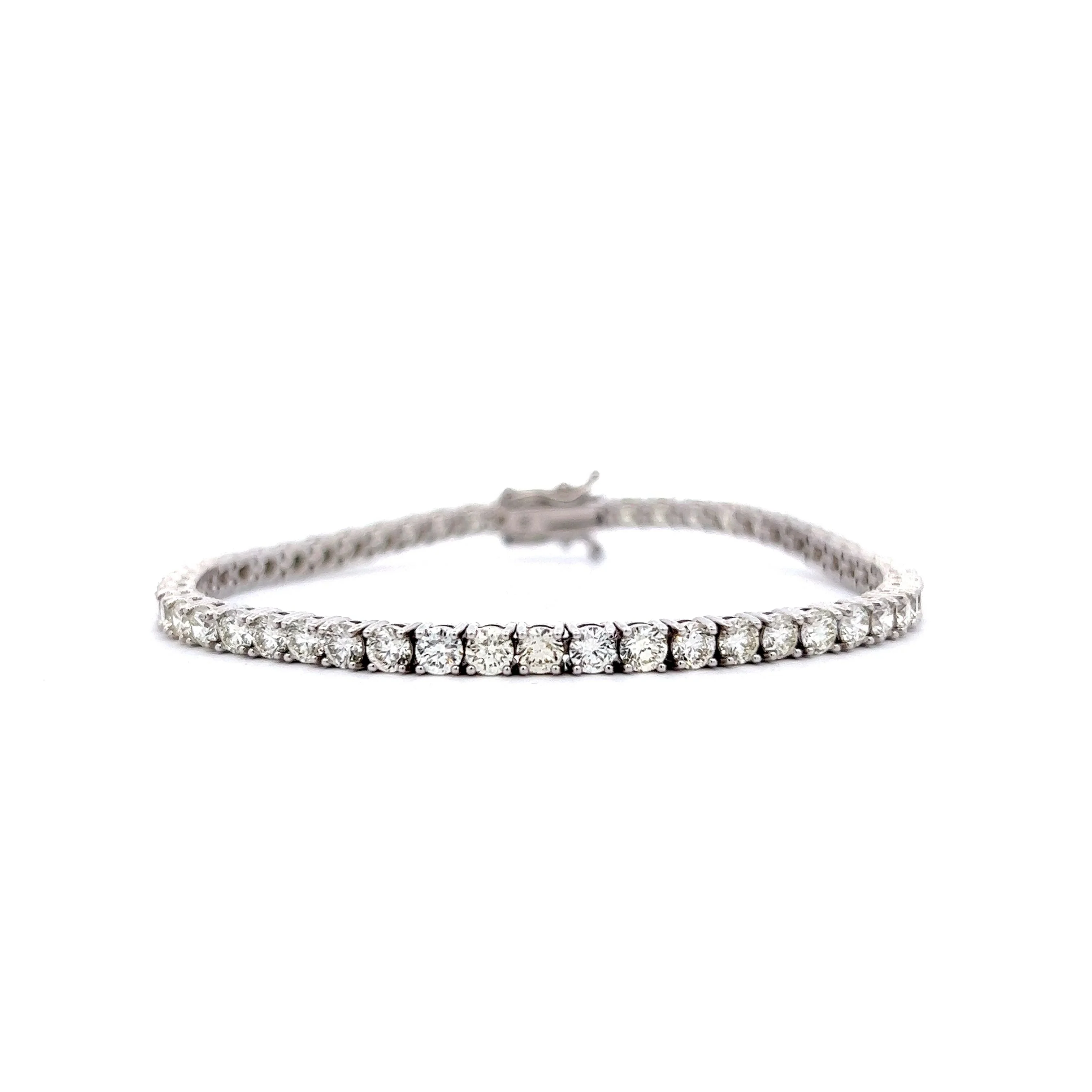 7.80 Diamond Straight Line Bracelet in 14k White Gold