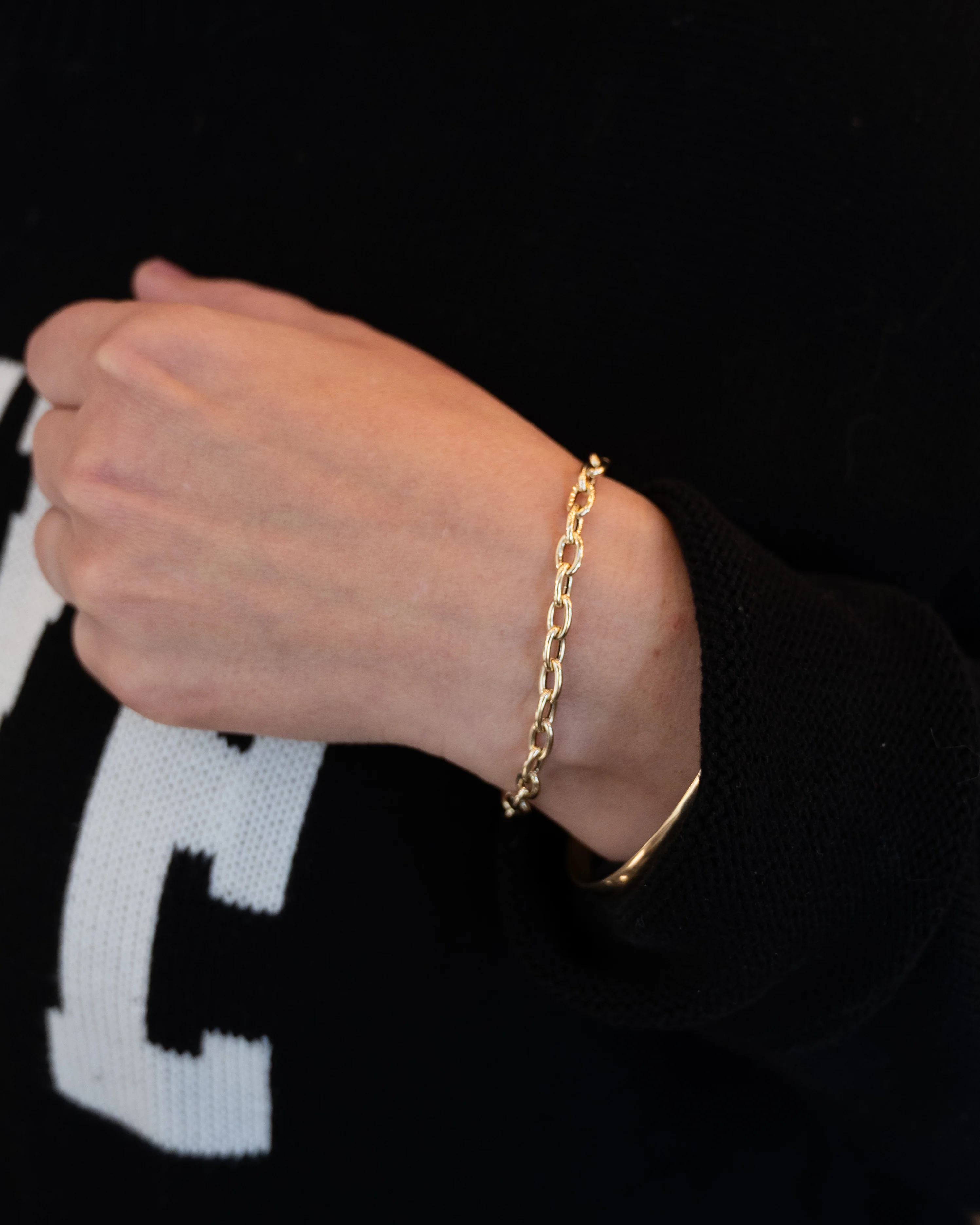 7" Elongated Oval Link Bracelet 14k Yellow Gold - Image 6