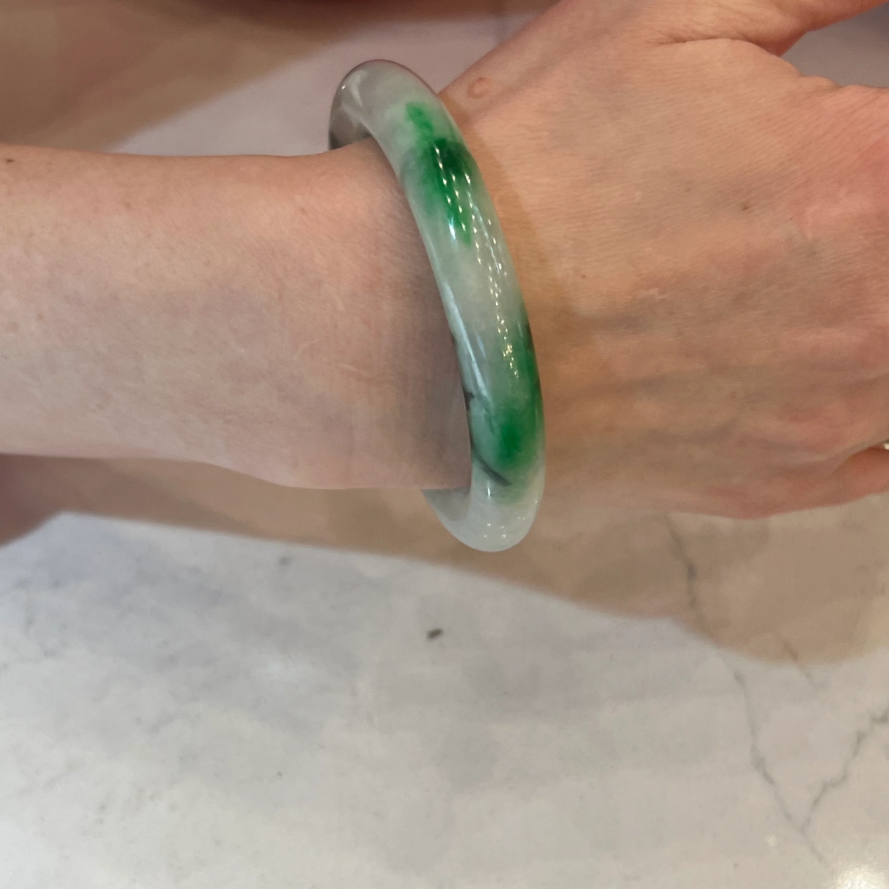 7 Inch Mid-Century Solid Jade Bangle Bracelet - Image 4