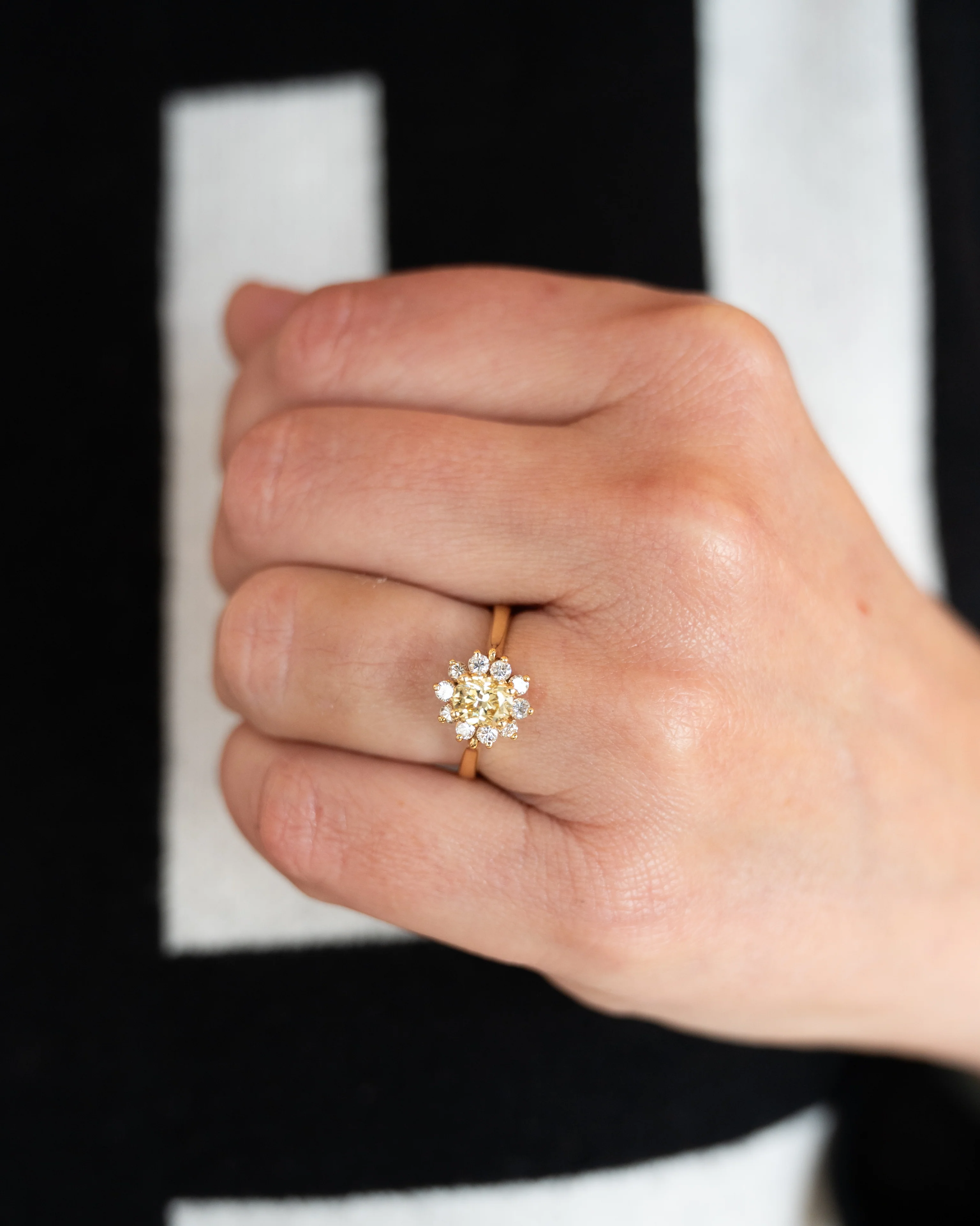 .76 Halo Cluster Diamond Engagement Ring in 18k - Image 7