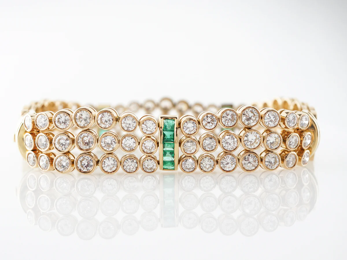 8 Carat Diamond Bracelet w/ Emeralds in 18k - Image 2