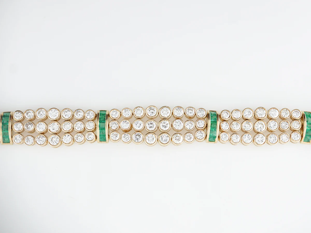 8 Carat Diamond Bracelet w/ Emeralds in 18k - Image 3