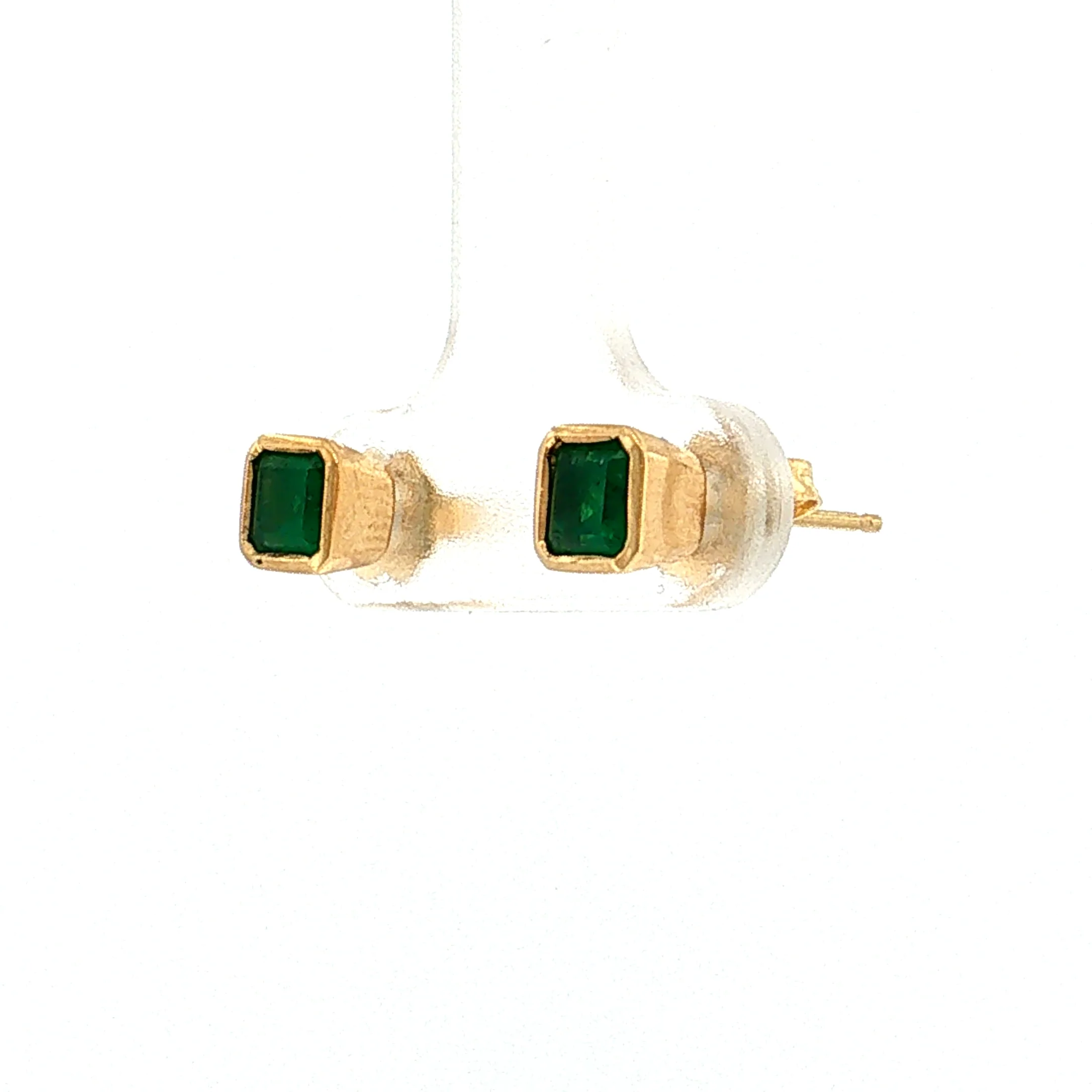 .80 Emerald Stud Earrings 18k Yellow Gold - Image 2
