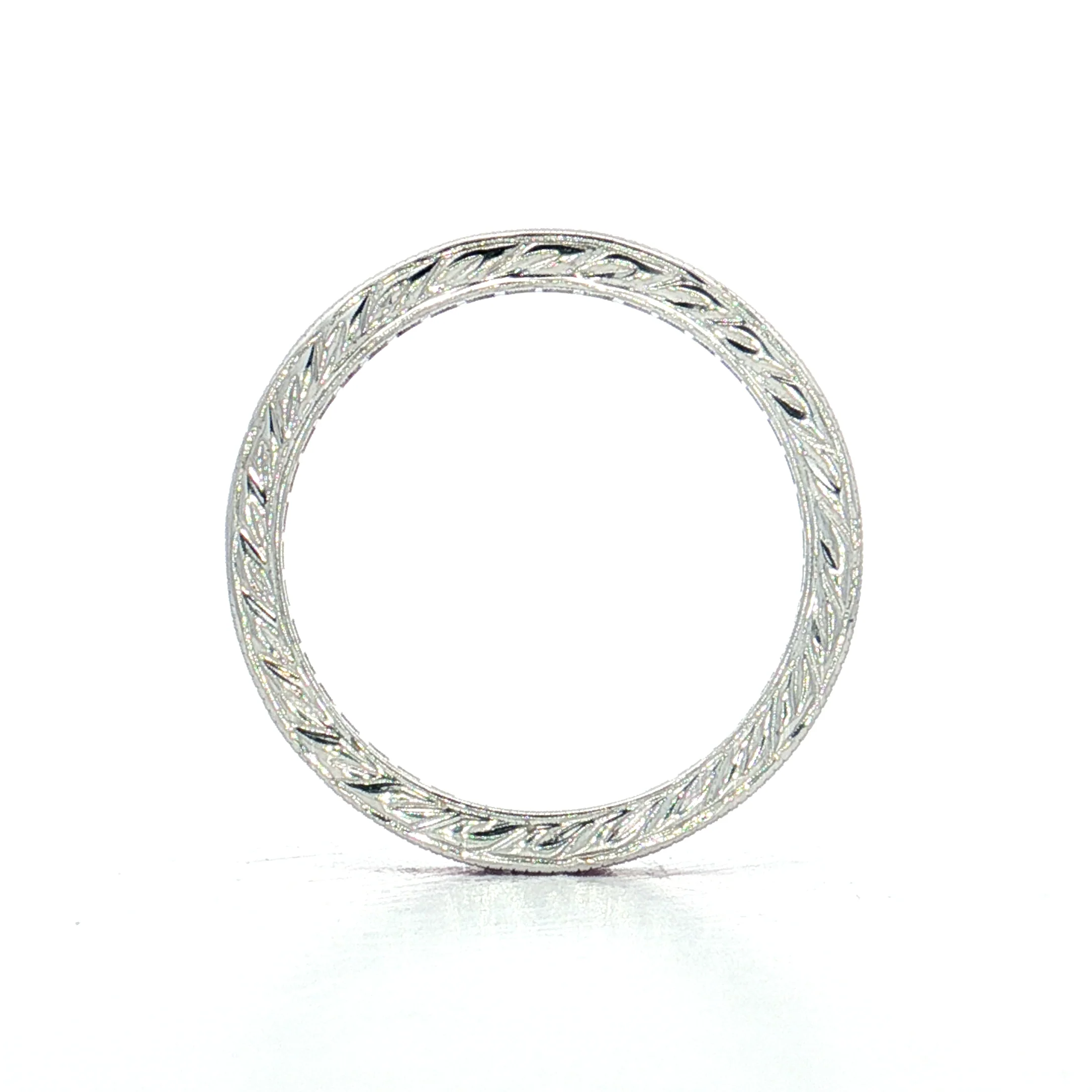 .86 French Cut Pink Sapphire Eternity Band 18k - Image 5