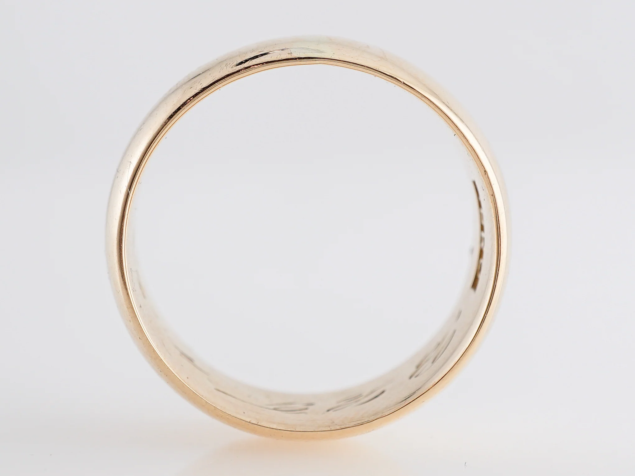 8mm Edwardian Wedding Band in 18K Yellow Gold - Image 2