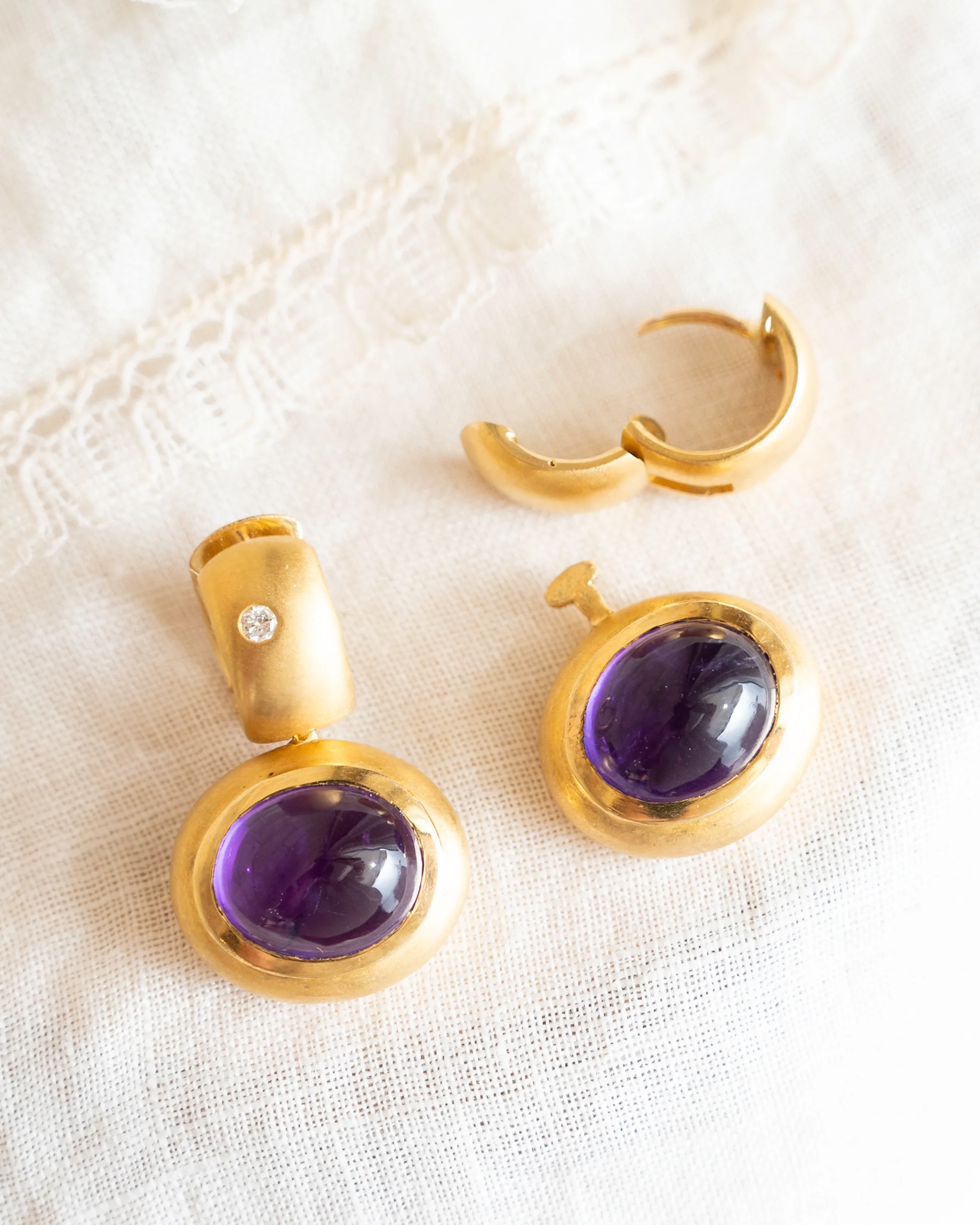 9.40 H. Stern Amethyst Convertible Hoop Earrings 18k - Image 7