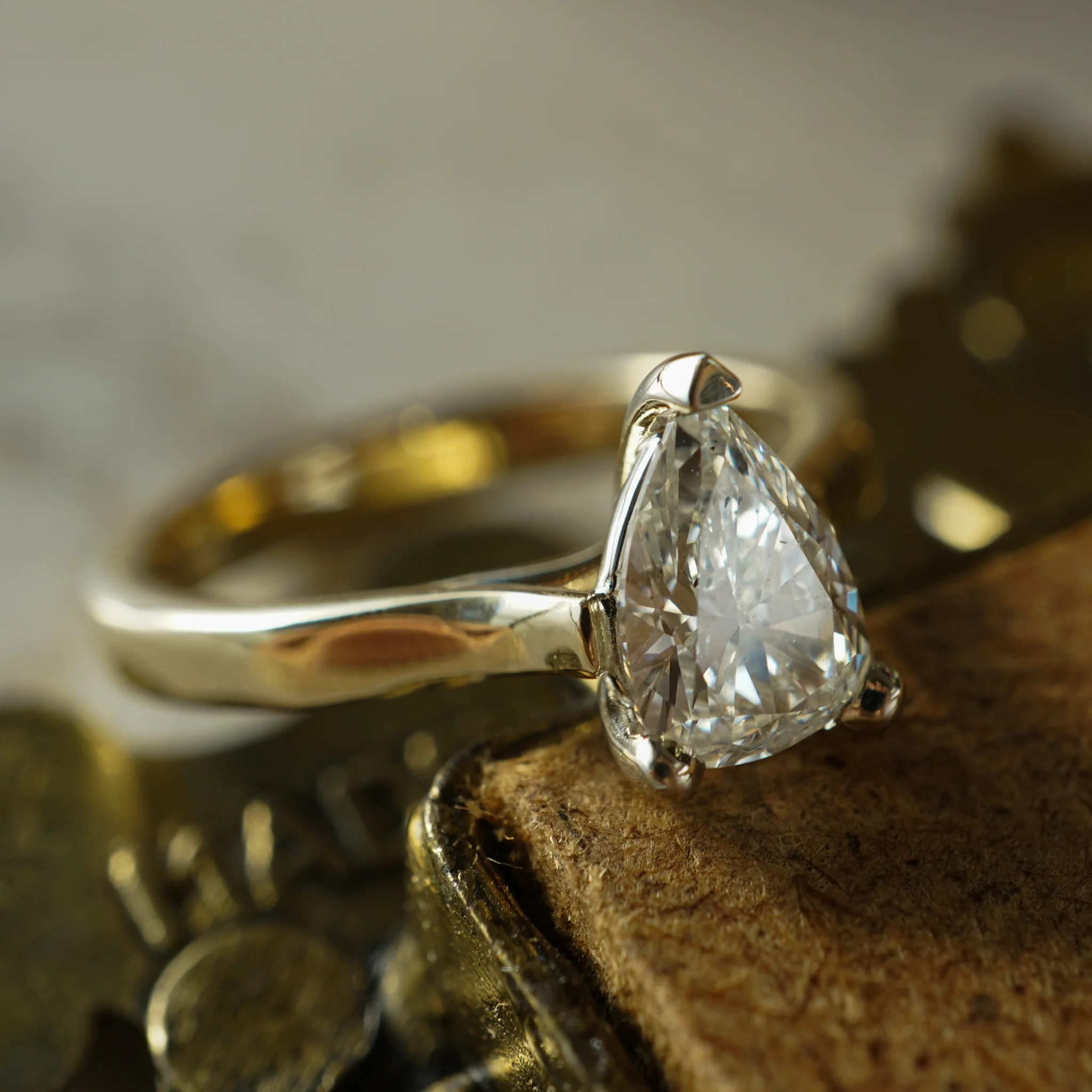 .94 Pear Cut Diamond Solitaire Engagement Ring in 14K Yellow Gold - Image 7