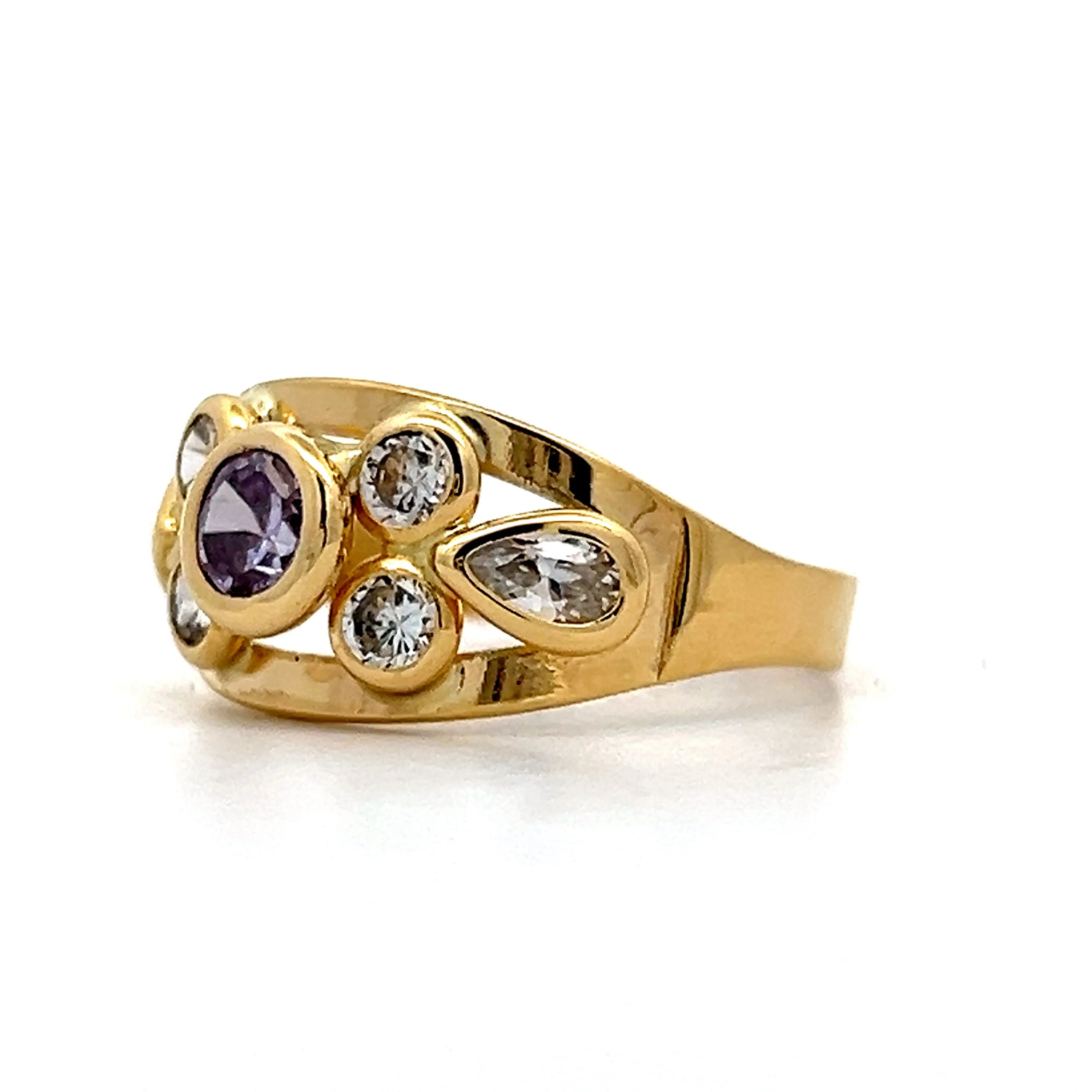 Amethyst & Diamond Cocktail Ring in Yellow Gold - Image 2