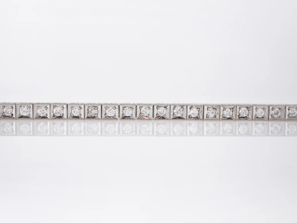 Vintage Bracelet Art Deco 2.34 Old European, Old Mine & Round Brilliant Cut Diamonds in Platinum