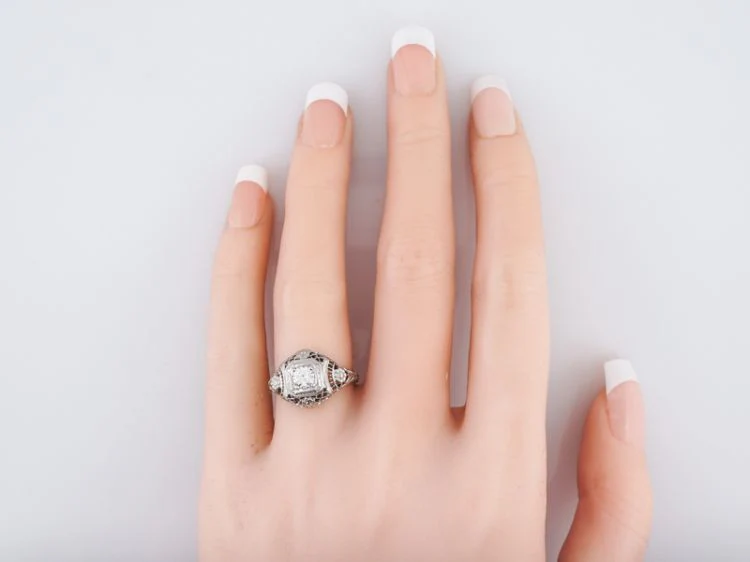 Antique Engagement Ring Art Deco .30 Round Brilliant Cut Diamond in 18k White Gold - Image 7