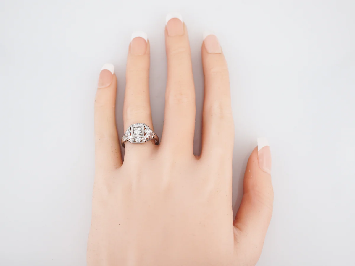 Antique Engagement Ring Art Deco .30 Round Brilliant Cut Diamond in 18k White Gold & Platinum - Image 7