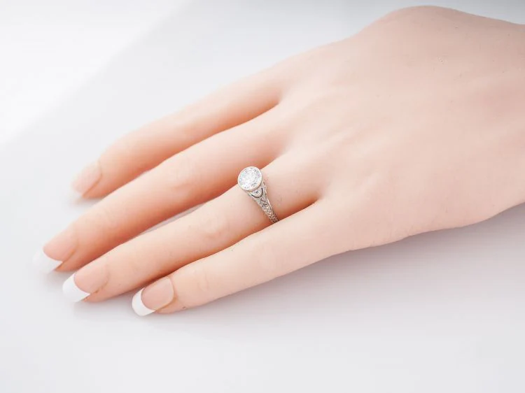 Antique Engagement Ring Art Deco .85 Round Brilliant Cut Diamond in Platinum - Image 8
