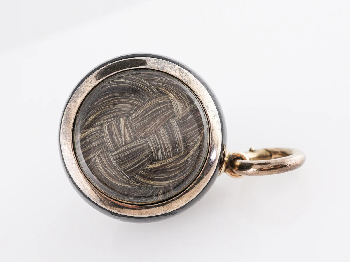 Antique Georgian Agate Locket w/ Diamonds in 18K - Image 2