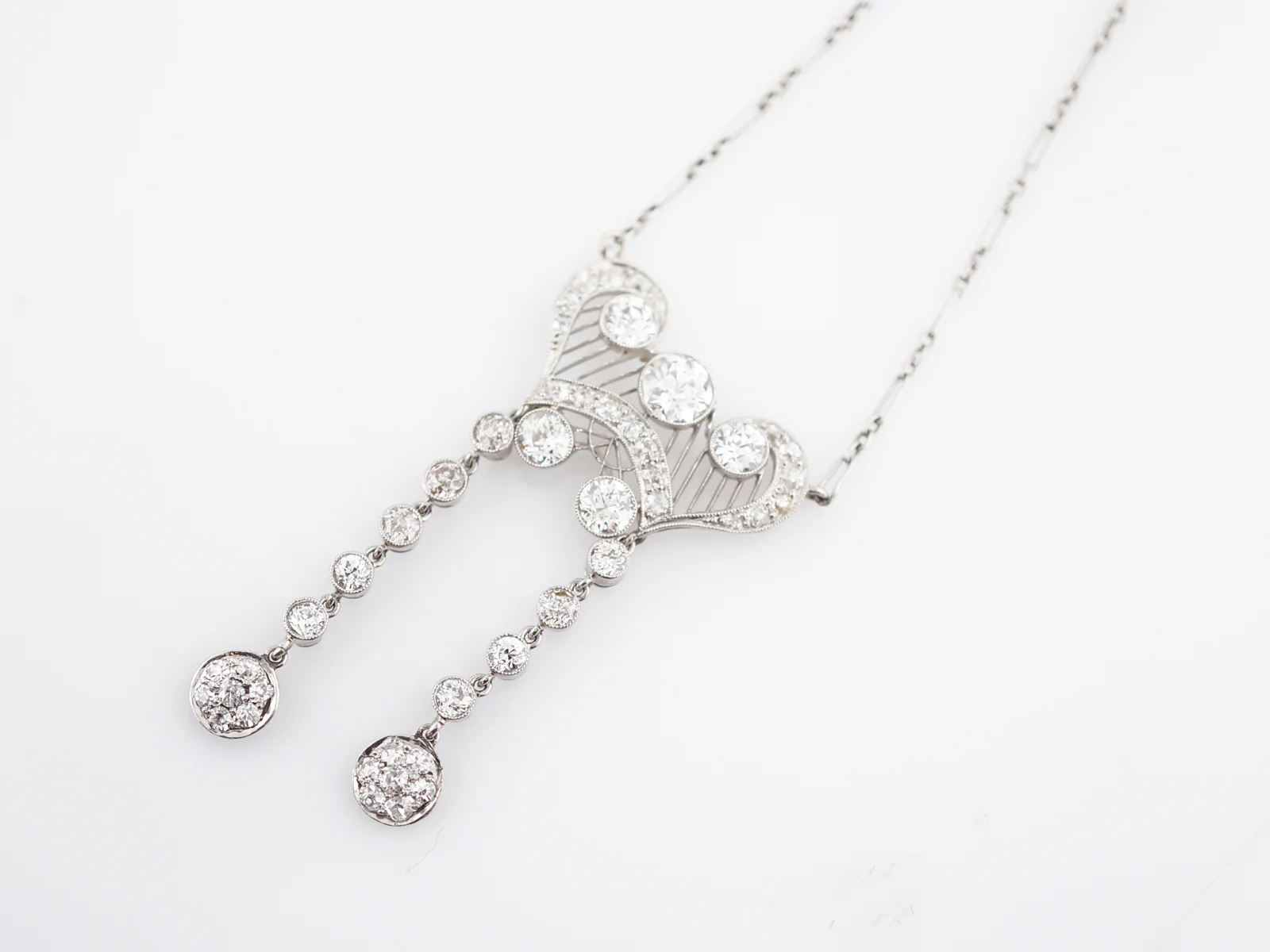 Antique Necklace Art Deco 3.37 carat Old European Cut Diamonds in Platinum - Image 3