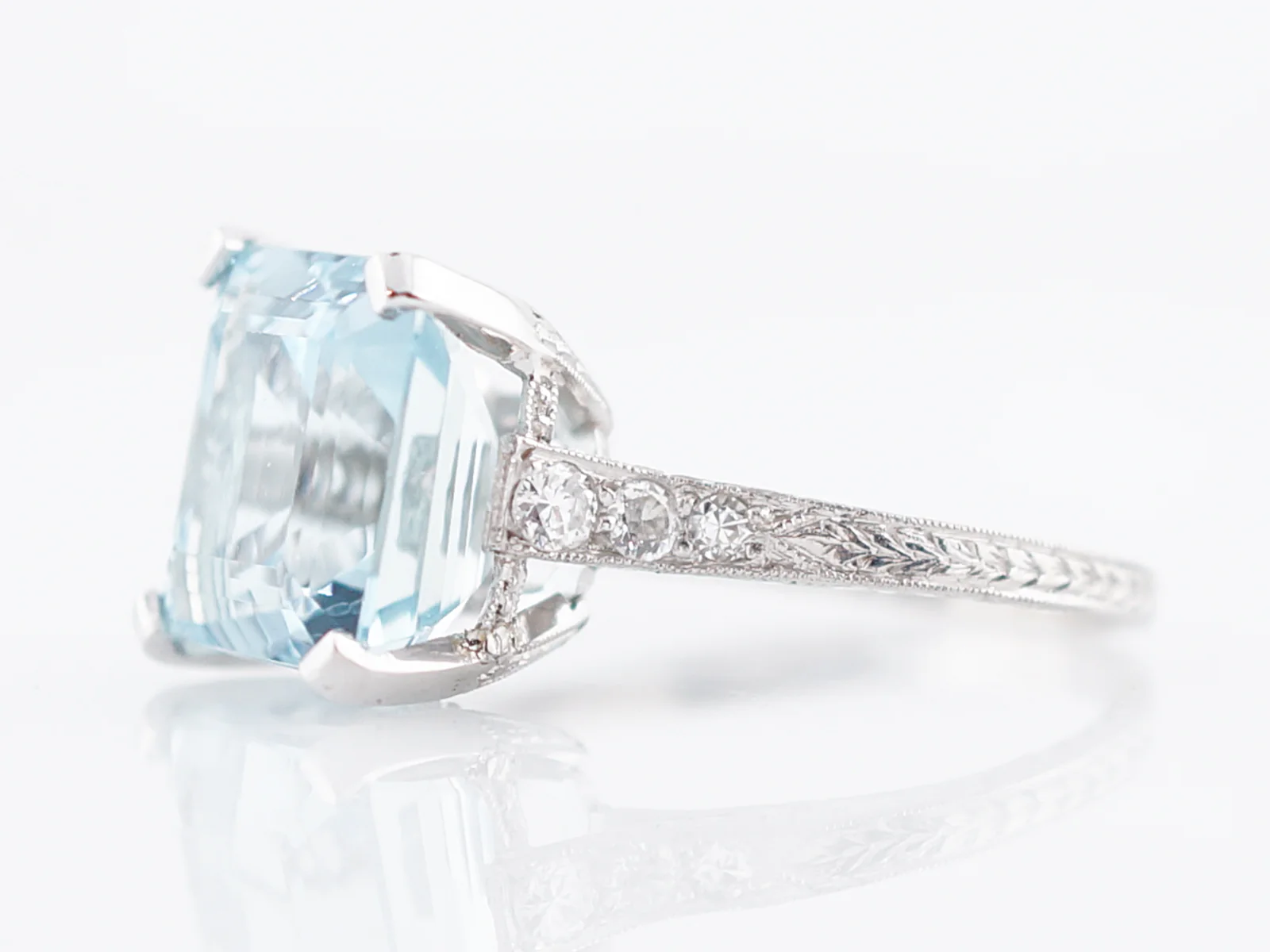Antique Right Hand Ring Art Deco 5.04 Square Step Cut Aquamarine & Diamonds in Platinum - Image 2
