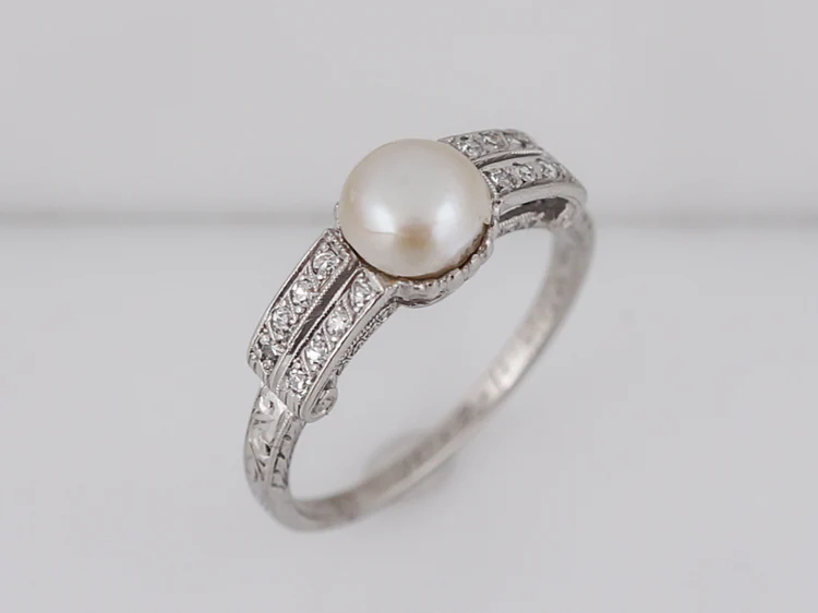 Antique Right Hand Ring Art Deco Pearl & .24 Single Cut Diamonds in Platinum - Image 4
