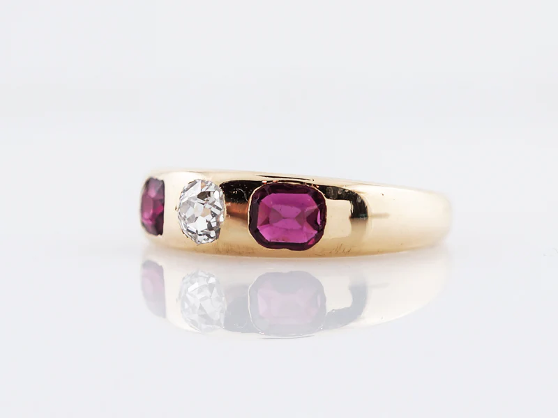 Antique Right Hand Ring Victorian .19 Cushion Cut Diamond in 18k Yellow Gold - Image 3