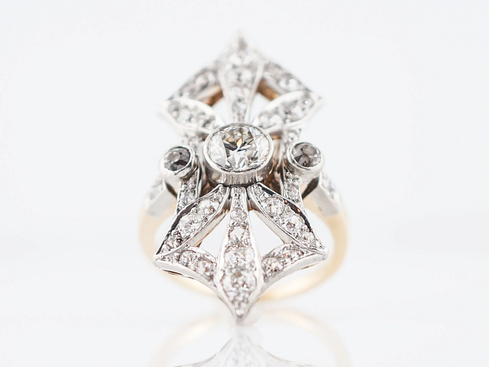 Antique Right Hand Ring Edwardian 1.61 Old European & Mine Cut Diamonds in Platinum & 14k Yellow Gold - Image 2