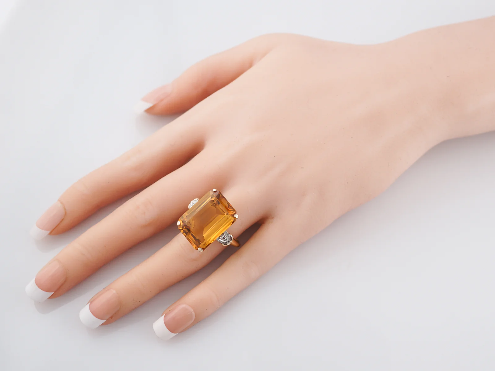 Antique Right Hand Ring Mid-Century 17.8 Emerald Cut Citrine in 14k Yellow Gold - Image 8