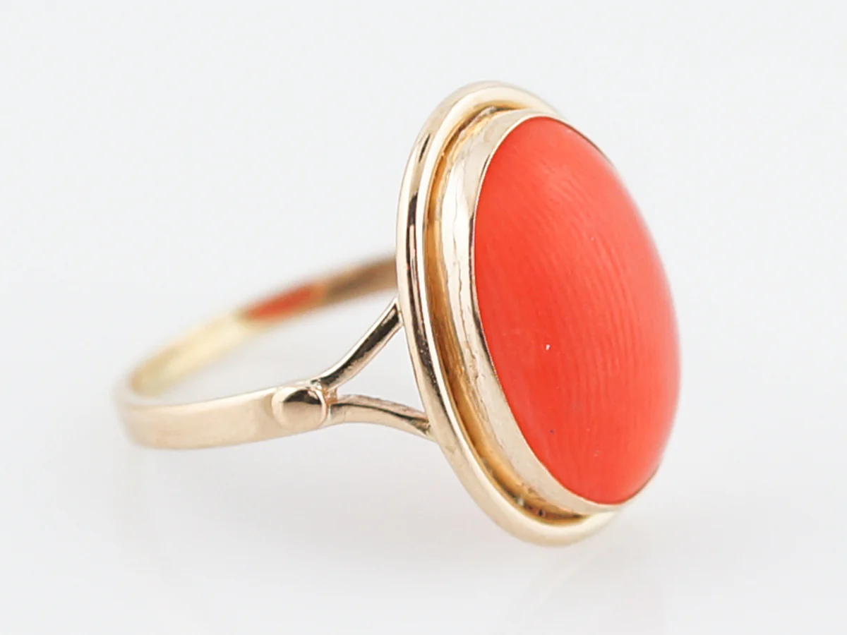 Antique Right Hand Ring Victorian 2.96 Cabochon Cut Coral in 14K Yellow Gold - Image 3