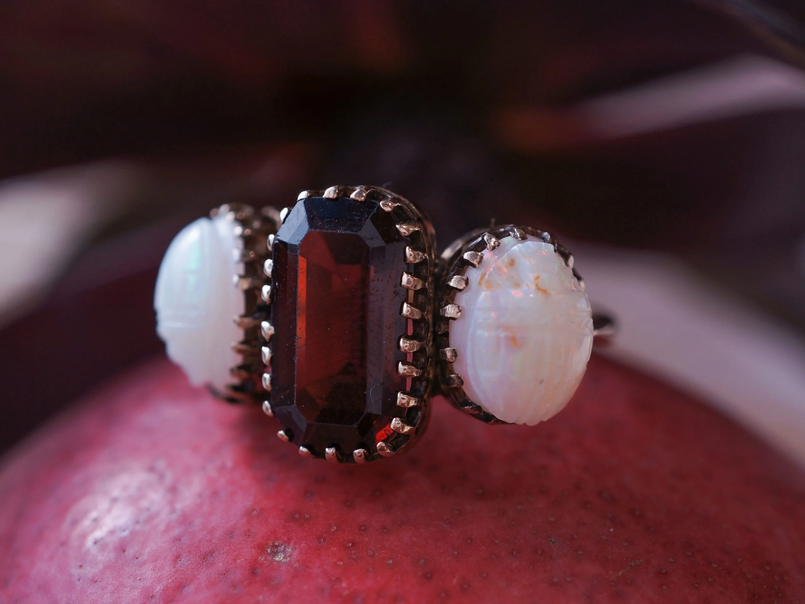 Antique Right Hand Ring Victorian 3.65 Emerald Cut Garnet in 18k Yellow Gold - Image 6