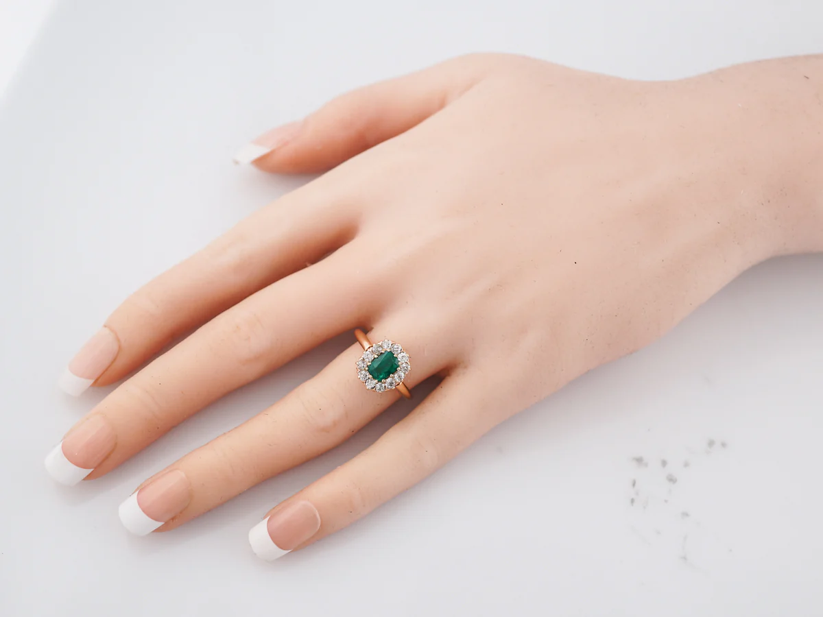 Antique Right Hand Ring Victorian .75 Cushion Cut Emerald in 14k Yellow Gold - Image 8