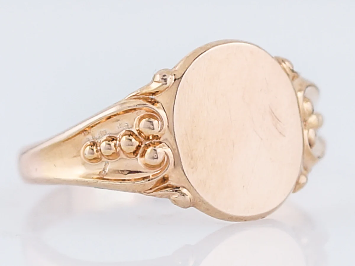 Antique Signet Ring Victorian in 14k Rose Gold - Image 2