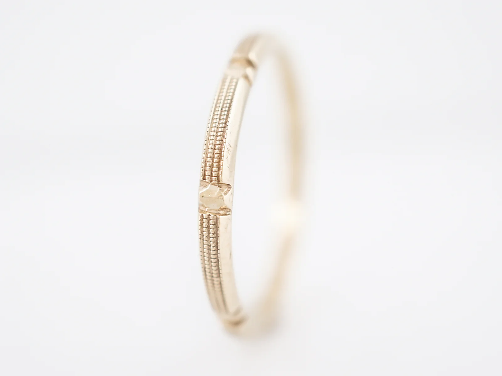 Antique Wedding Band Art Deco Milgrain Pattern in 14k Yellow Gold - Image 3