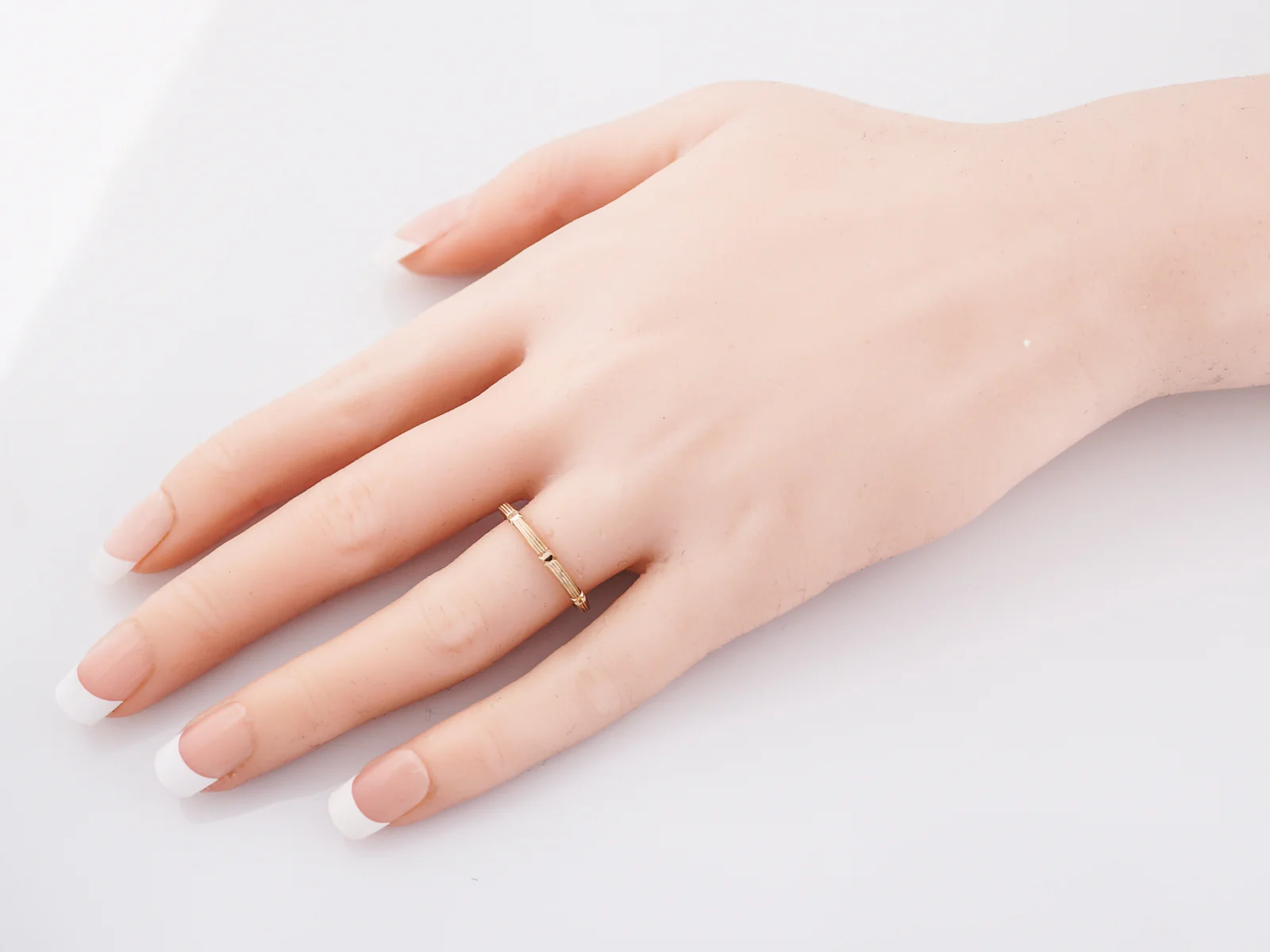 Antique Wedding Band Art Deco Milgrain Pattern in 14k Yellow Gold - Image 5