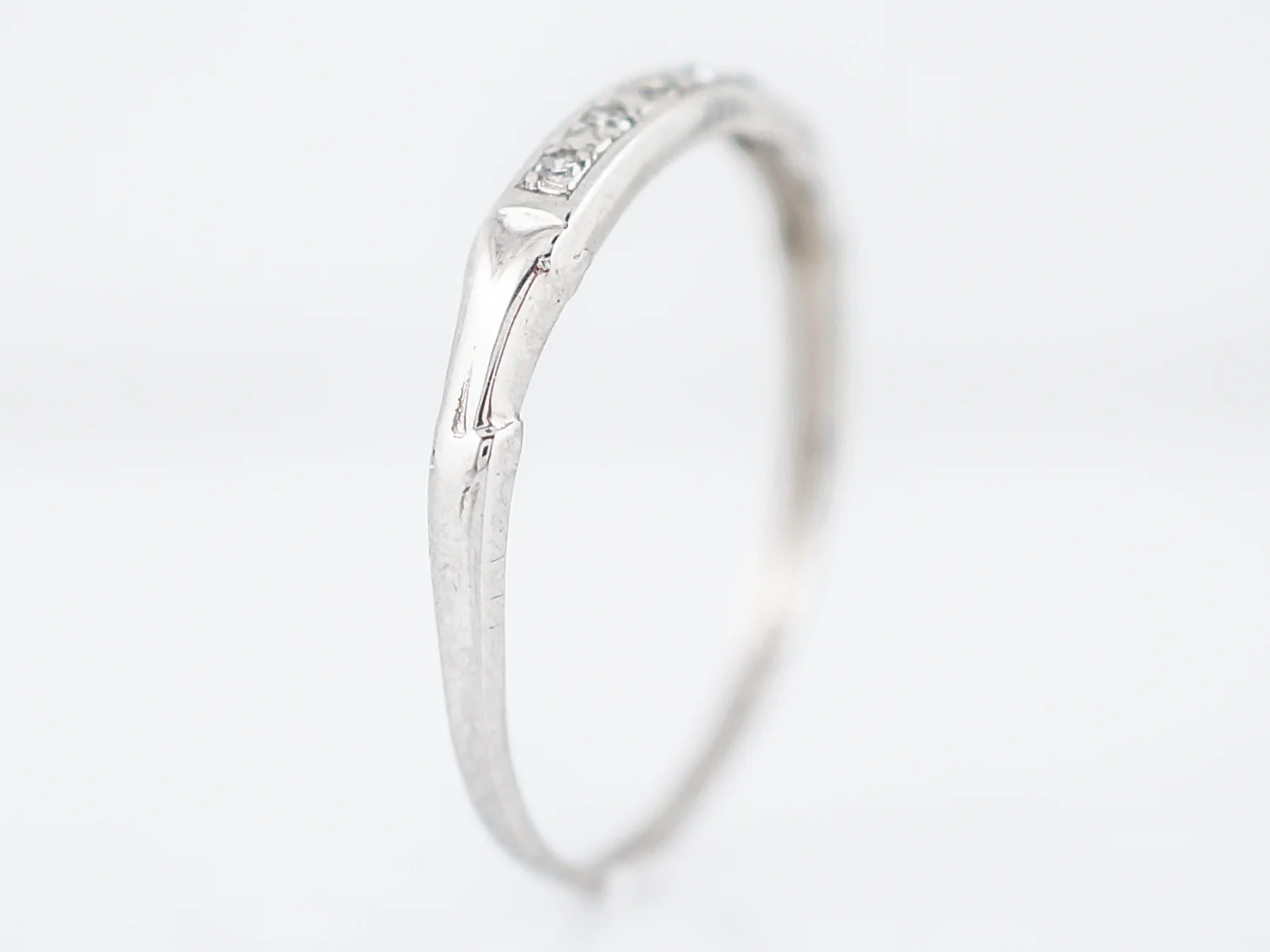 Antique Wedding Band Art Deco .03 Single Cut Diamonds in 14k White Gold - Image 4