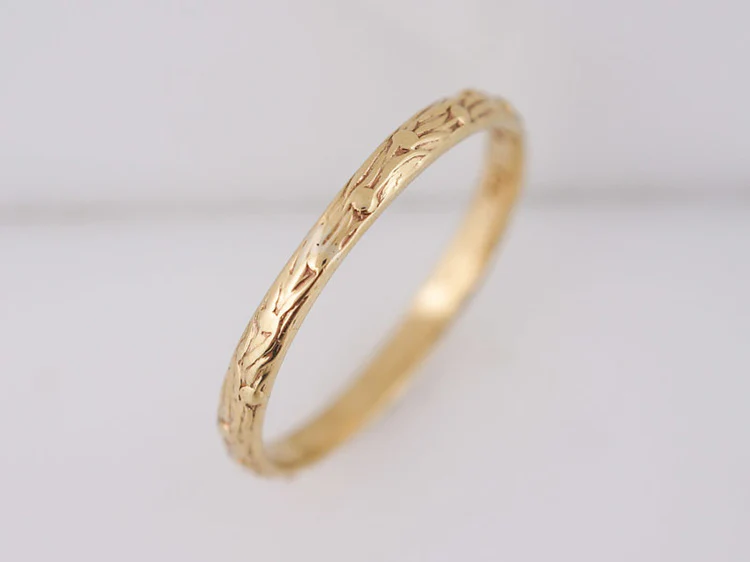 Antique Wedding Band Art Deco in 18k Yellow Gold - Image 2