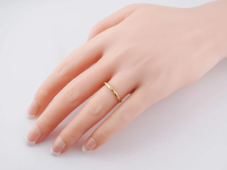 Antique Wedding Band Art Deco in 18k Yellow Gold - Image 8