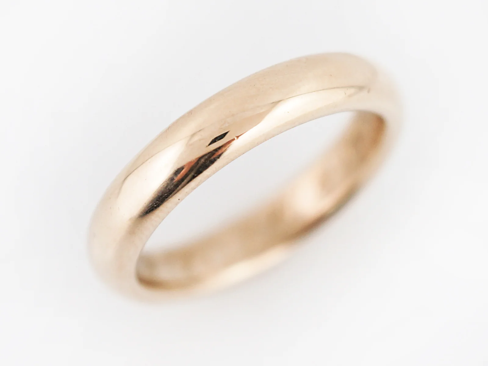 Antique Wedding Band Art Deco in 14k Yellow Gold - Image 2
