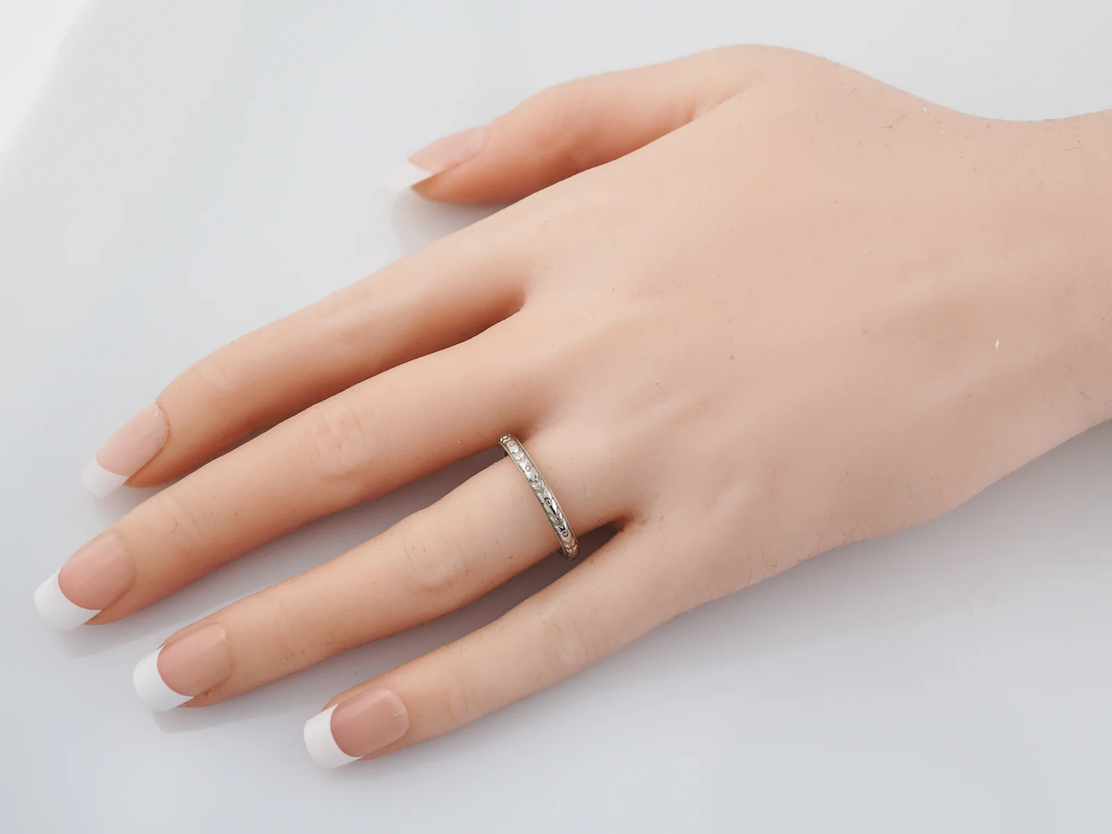Antique Wedding Band Art Deco Orange Blossom in 18k White Gold - Image 5