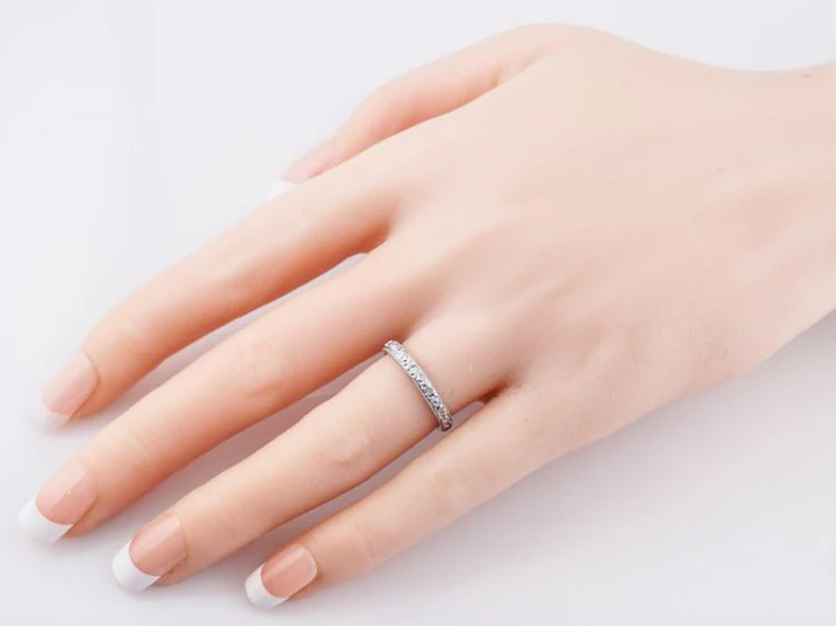 Antique Wedding Band Art Deco Orange Blossom in 18k White Gold - Image 7