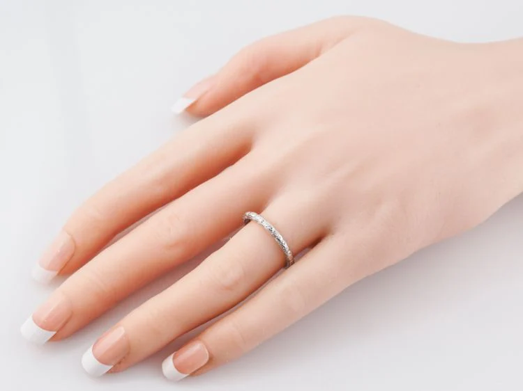 Antique Wedding Band Art Deco Orange Blossom in 18k White Gold - Image 8